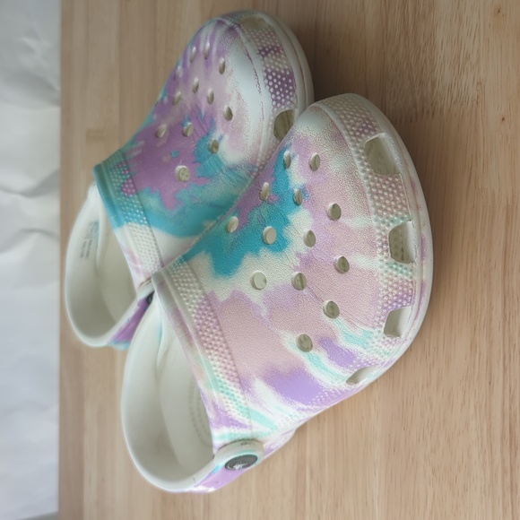 Crocs - Picture 2 of 4